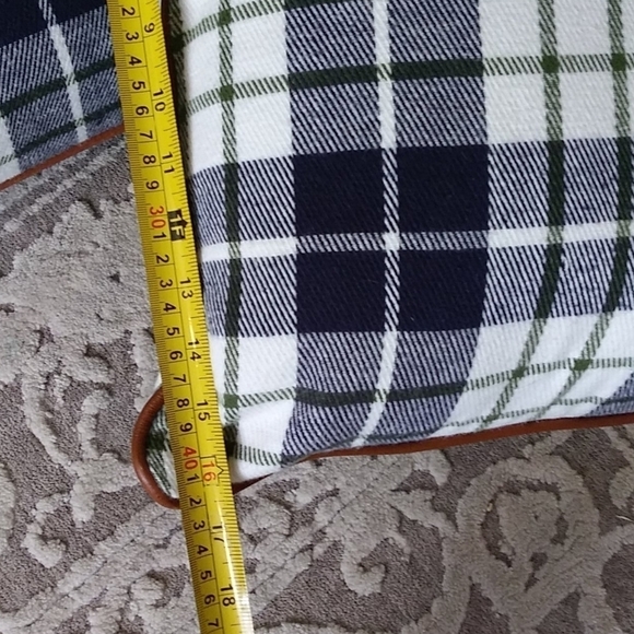 Set of 2 Plaid navy throw pillows leather‎ trim - Picture 5 of 6